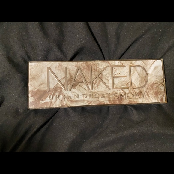 COPY - (BUNDLE) Urban Decay Eyeshadow Palettes (Smoky Cherry naked)